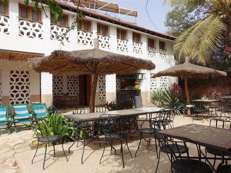 Keur Marrakis Hotel Мбур Екстериор снимка