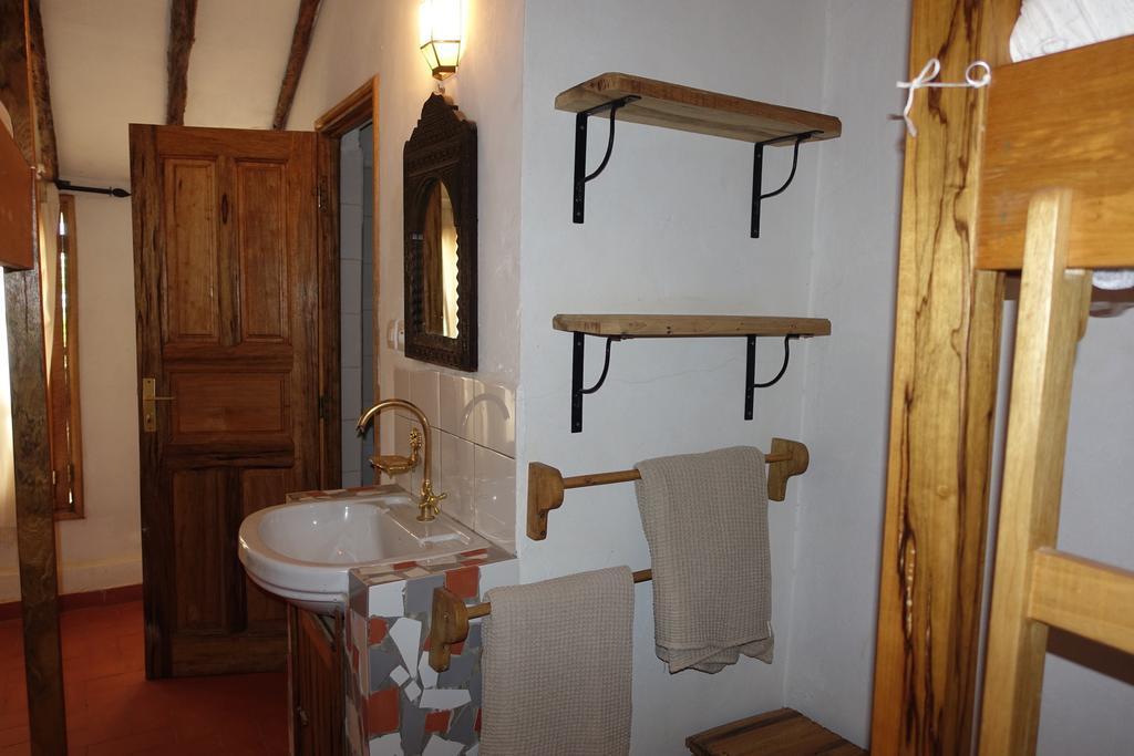 Keur Marrakis Hotel Мбур Екстериор снимка