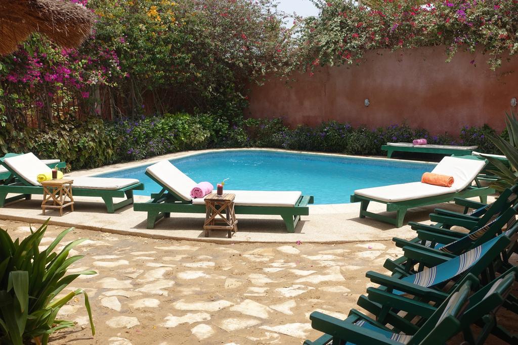 Keur Marrakis Hotel Мбур Екстериор снимка