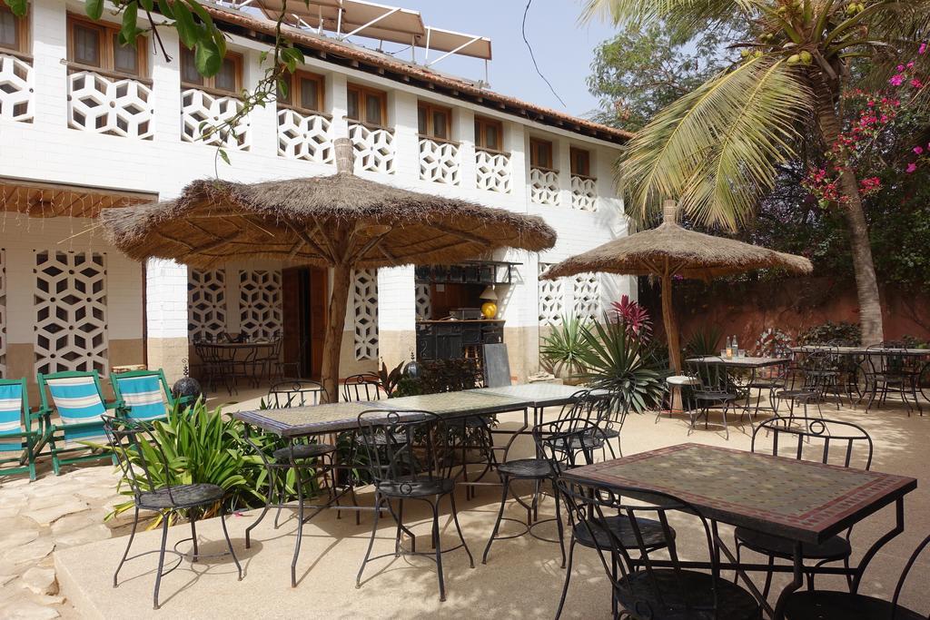 Keur Marrakis Hotel Мбур Екстериор снимка